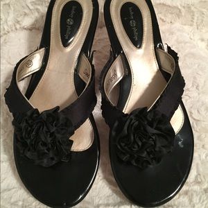 Lindsay Phillips Switchflop Sandal Size 10